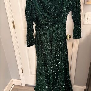 Elegant Long Sleeve Green Sequin Dress